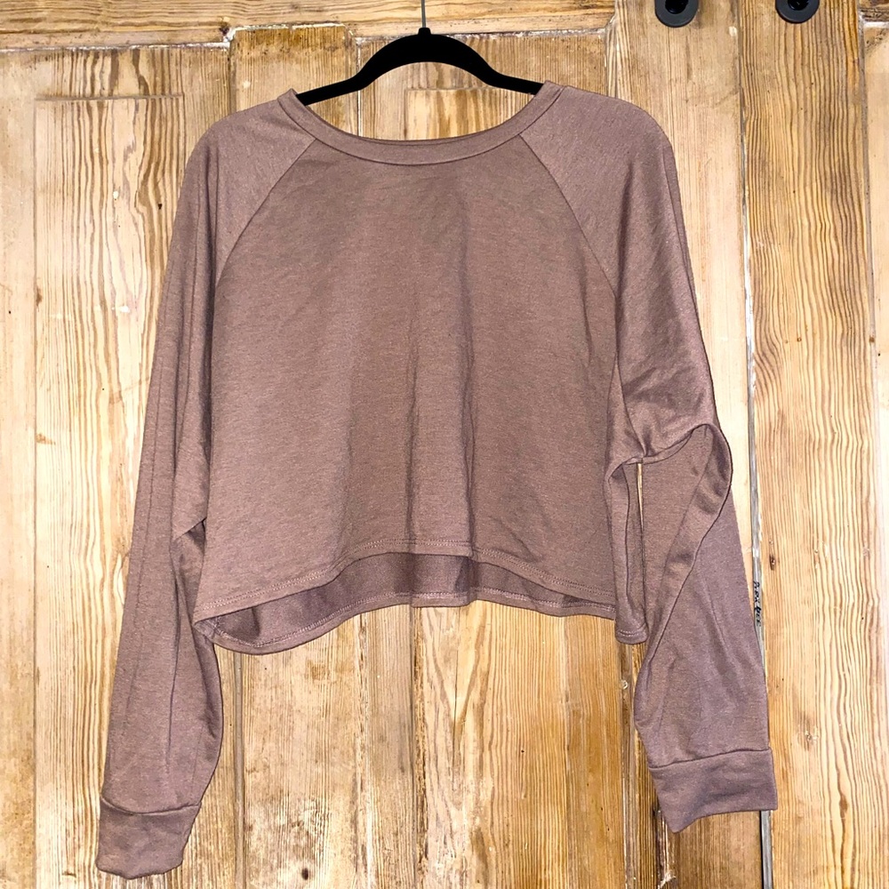 FOREVER 21 Crop Sweatshirt